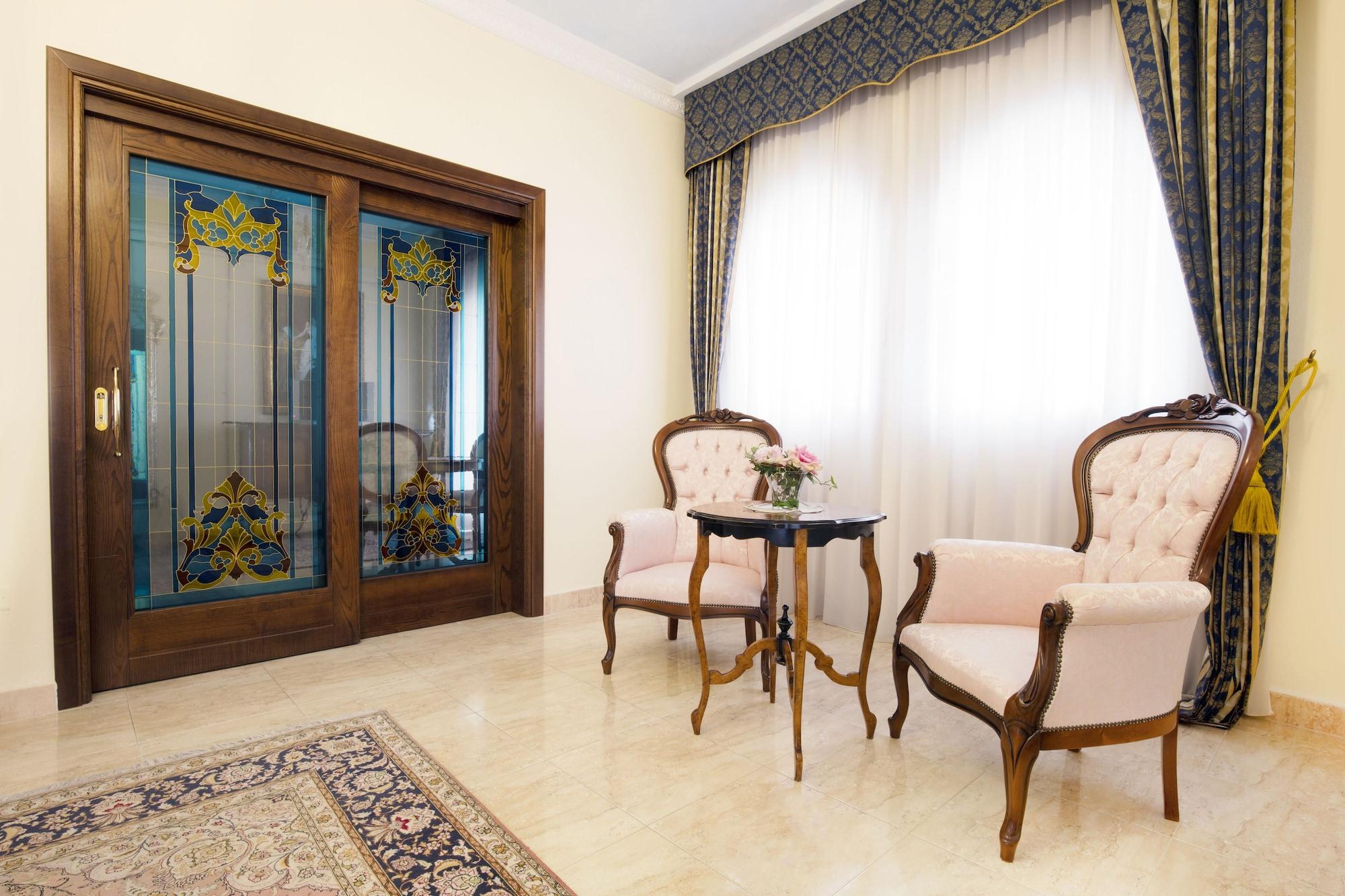 Grand President Hotel