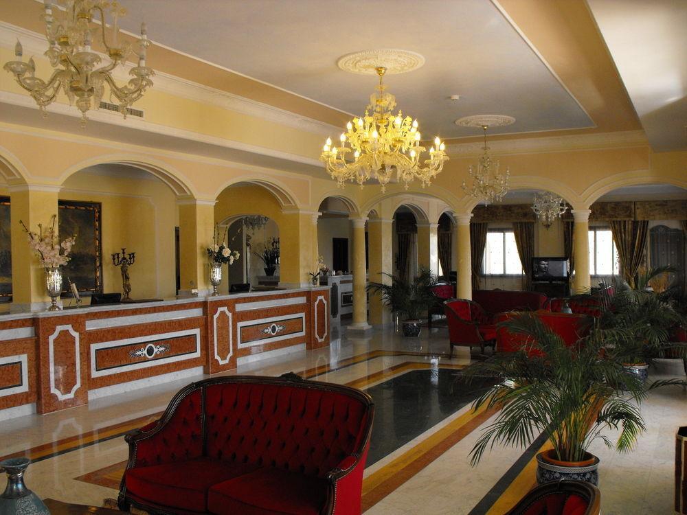 Hotel Grand President