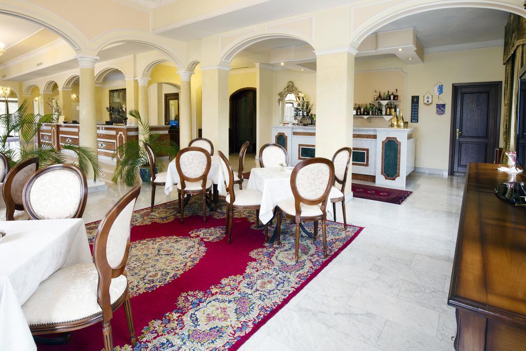 Grand President Hotel